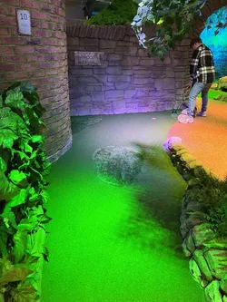 Hole 10